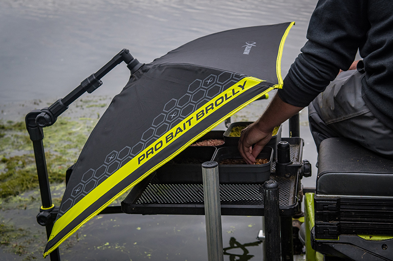 CARP ZOOM EVA CARRYALL L TÁSKA