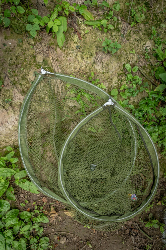 KORUM FULL METAL LATEX SPOON NET 26"